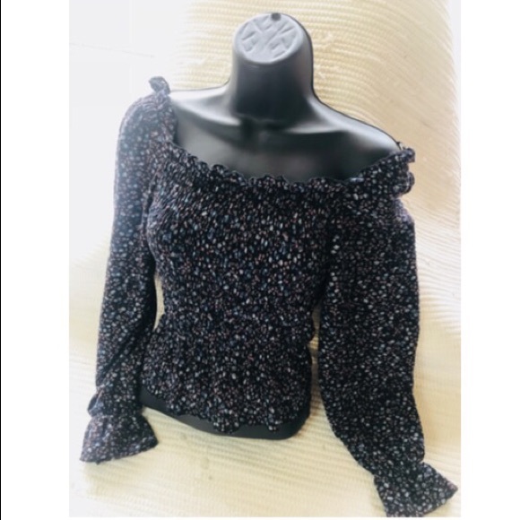 Topshop Tops - NWT TOPSHOP SZ 4 Peasant Long Sleeve micro floral